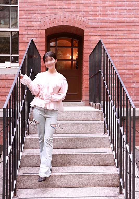 丸の内ブリックスクエア周辺で撮影したナイトワーク向けプロフィール写真